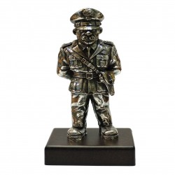 STATUA CARICATURA CARABINIERE CON BAFFI E PISTOLA